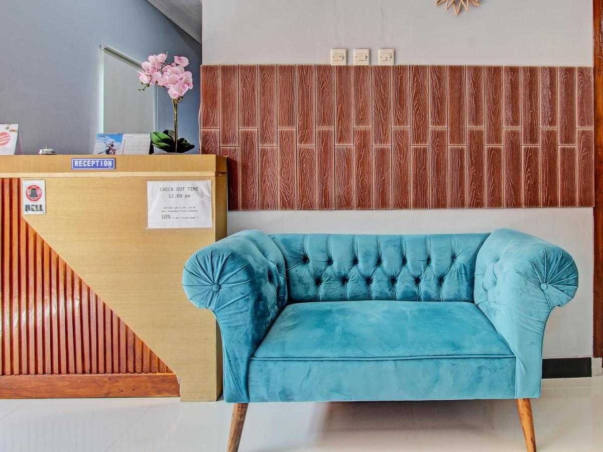 Oyo 91686 Triple S Hotel Malioboro Γιογκιακάρτα Εξωτερικό φωτογραφία