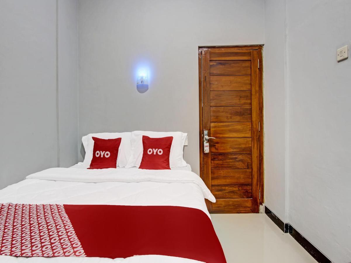 Oyo 91686 Triple S Hotel Malioboro Γιογκιακάρτα Εξωτερικό φωτογραφία
