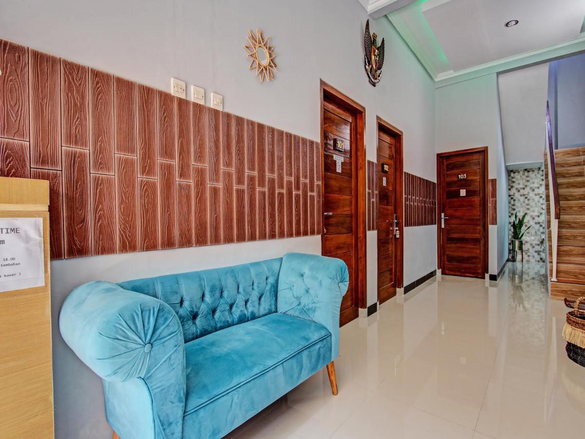Oyo 91686 Triple S Hotel Malioboro Γιογκιακάρτα Εξωτερικό φωτογραφία